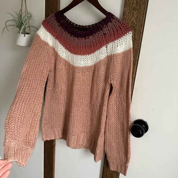 Lola Large Chunky Open Knit Scoop Neck Soft Acrylic Sweater Women’s Size Small - Picture 8 of 16